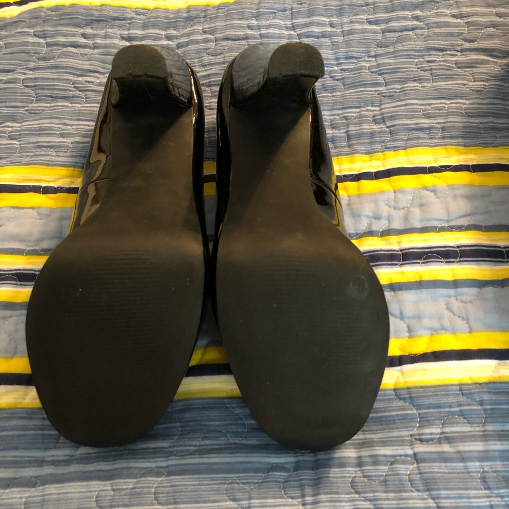Black patent leather heels - Picture 2 of 3